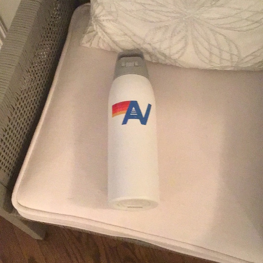 AVIATOR NATION White Water Bottle with Logo. NEW - Picture 2 of 6